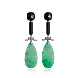 Earrings with jade and onyx